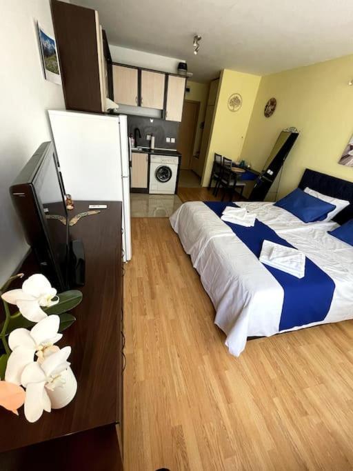 Blue Orchid Near Airport & Free Parking דירה סופיה